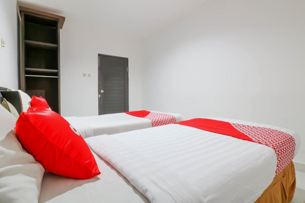 Capital O 1666 Grand Pudjawan Hotel Near Kuta Beach Exterior photo